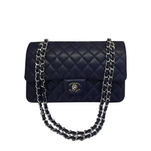 Chanel Women's Classic Flap Bag A01112 